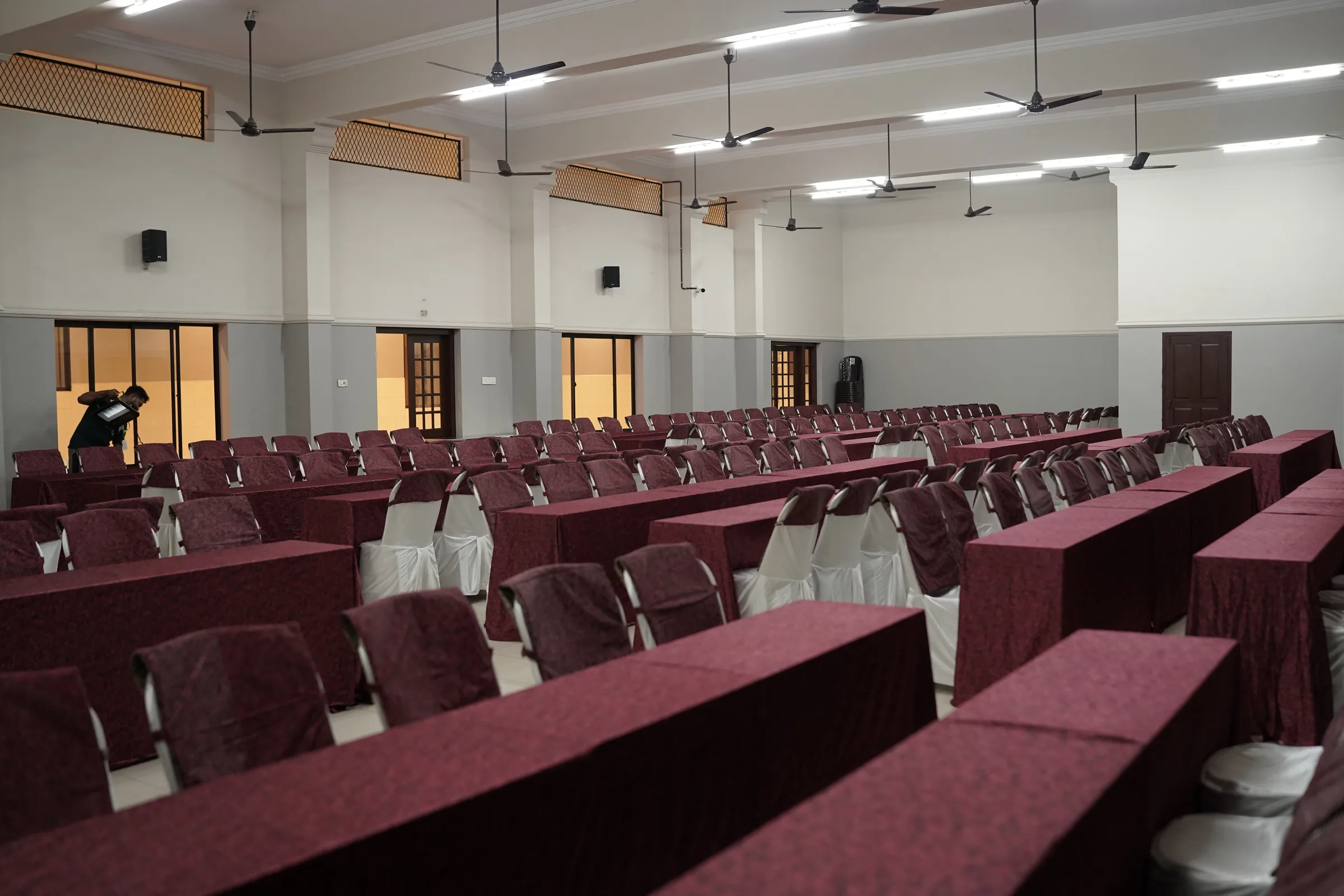 Premium Dining Arena